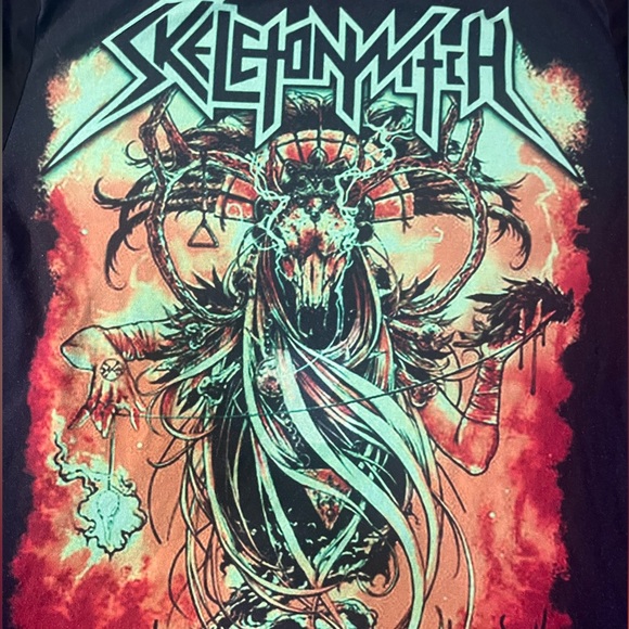 Y2K GRAPHIC T SHIRT - Picture 3 of 6